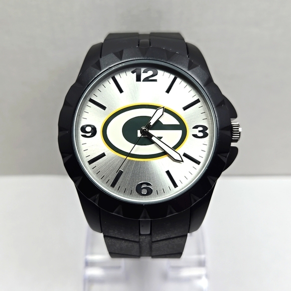 Green Bay Packers Game Time Watch Mens Black Band New Battery NFL Fan Gift - Picture 1 of 9